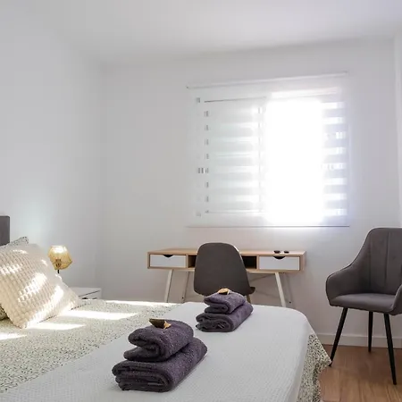 Mandarina 5 Apartment